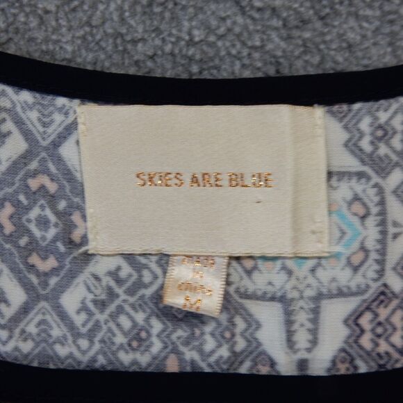 Skies Are Blue Dress Medium Colorful Aztec Print Boho Hippie VNeck Short Sleeve - Picture 3 of 9